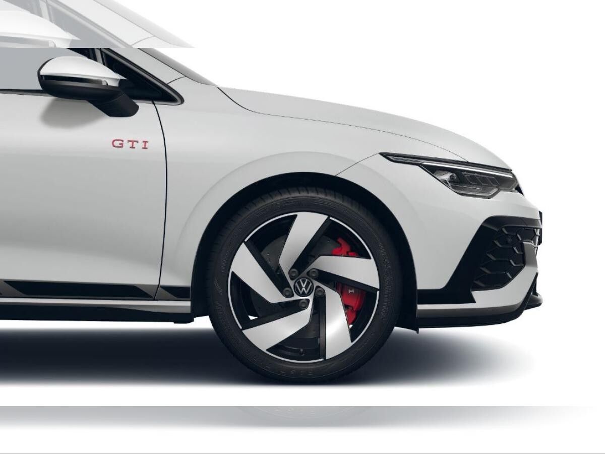 Volkswagen Golf GTI Clubsport 2,0 l TSI OPF 221 kW (300 PS) 7-Gang-Doppelkupplungsgetriebe DSG