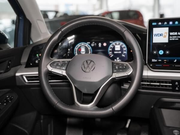 Volkswagen Golf VIII 1,5 TSI Life ACC LED PDC 17"