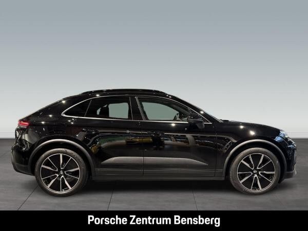 Porsche Macan Electric