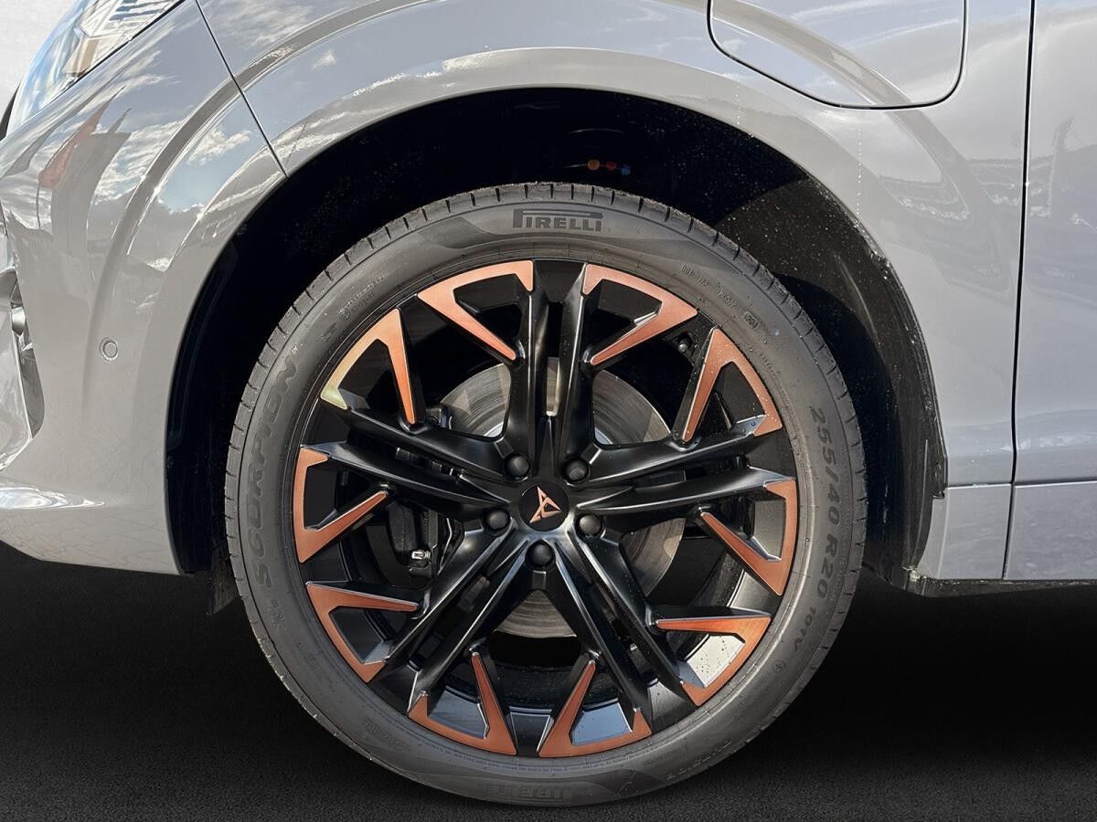 Cupra Terramar VZ 1,5 e-Hybrid DSG - 272 PS