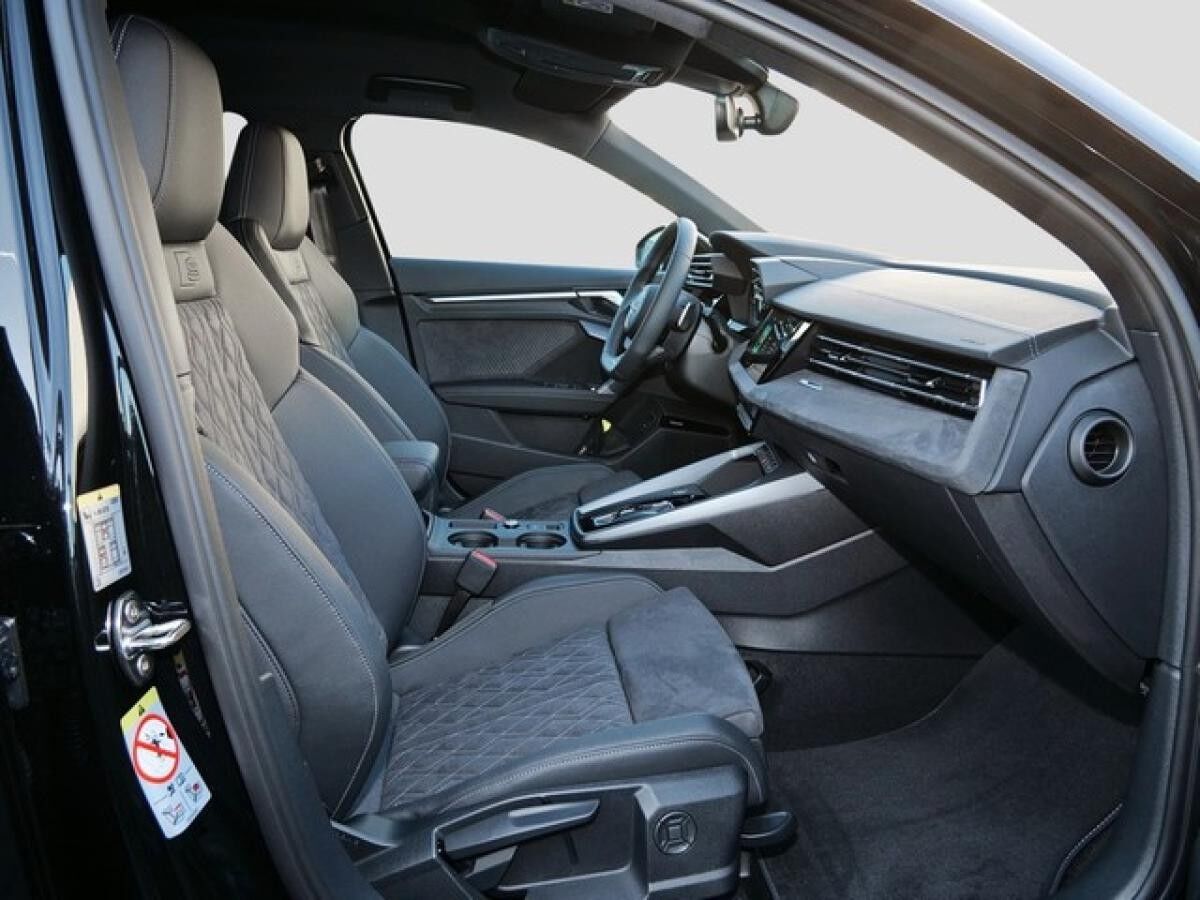 Audi A3 Sportback S line 35 TFSI S tronic / ALW