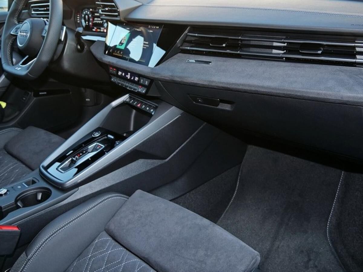 Audi A3 Sportback S line 35 TFSI S tronic / ALW