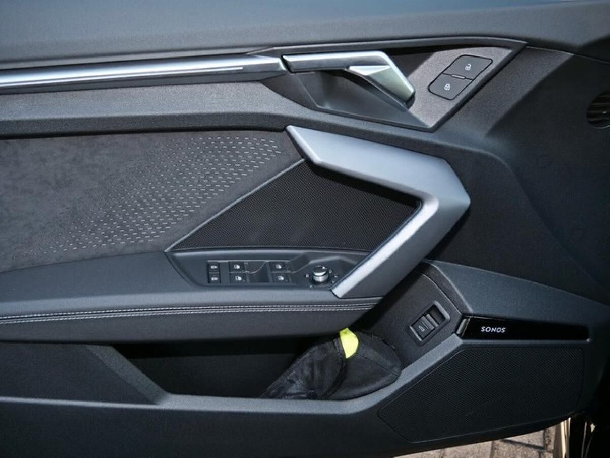 Audi A3 Sportback S line 35 TFSI S tronic / ALW