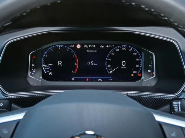 Volkswagen T-Cross R-Line 1.5 l TSI DSG /