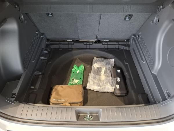 Hyundai Kona Elektro MY24 65,4 kWh Prime Assistenz-Paket2 + Bose + 19 Zoll Alu + Sitzkomf.-Paket