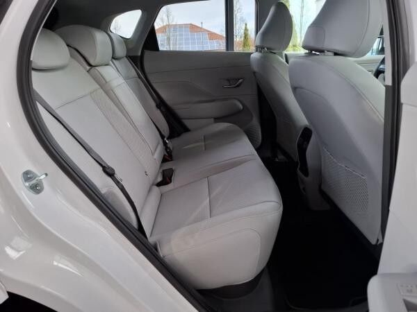 Hyundai Kona Elektro MY24 65,4 kWh Prime Assistenz-Paket2 + Bose + 19 Zoll Alu + Sitzkomf.-Paket