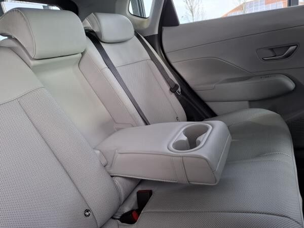 Hyundai Kona Elektro MY24 65,4 kWh Prime Assistenz-Paket2 + Bose + 19 Zoll Alu + Sitzkomf.-Paket