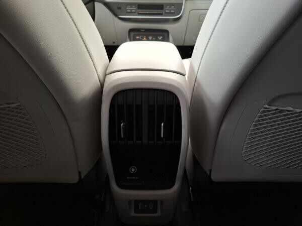 Hyundai Kona Elektro MY24 65,4 kWh Prime Assistenz-Paket2 + Bose + 19 Zoll Alu + Sitzkomf.-Paket