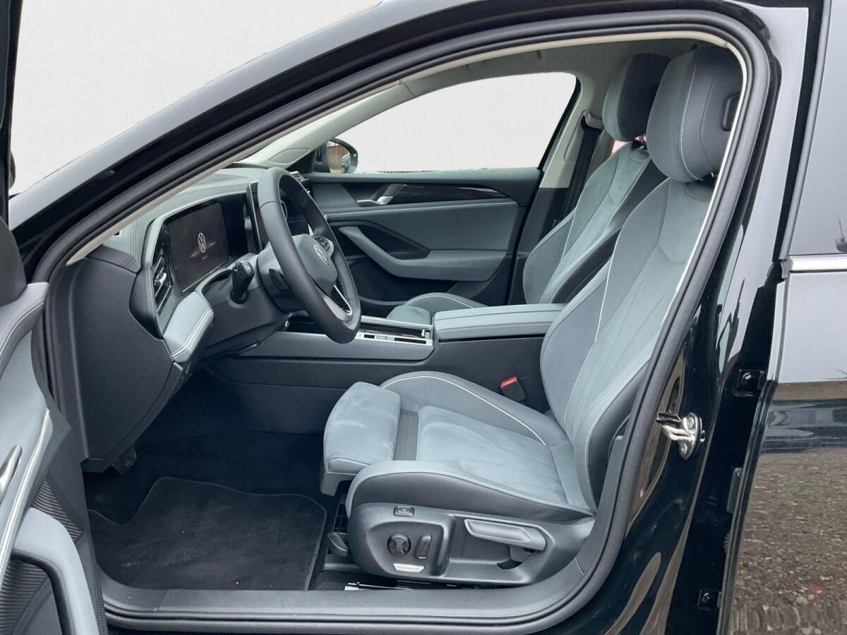 Volkswagen Passat Business 1.5 eTSI DSG Allwetterreifen AHK ACC Kamera Navi