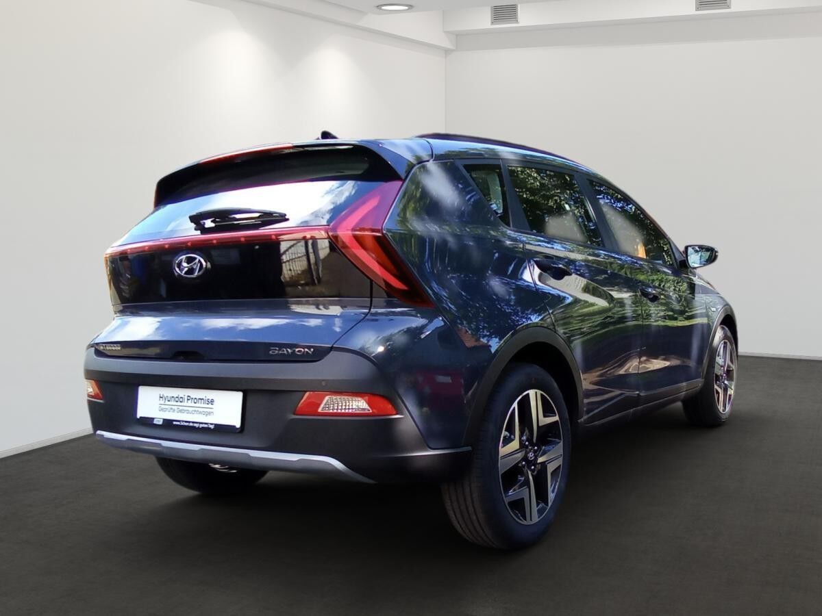 Hyundai BAYON Trend Lichtpaket, Assistenzpaket, 17" Alufelgen, Komfortpaket