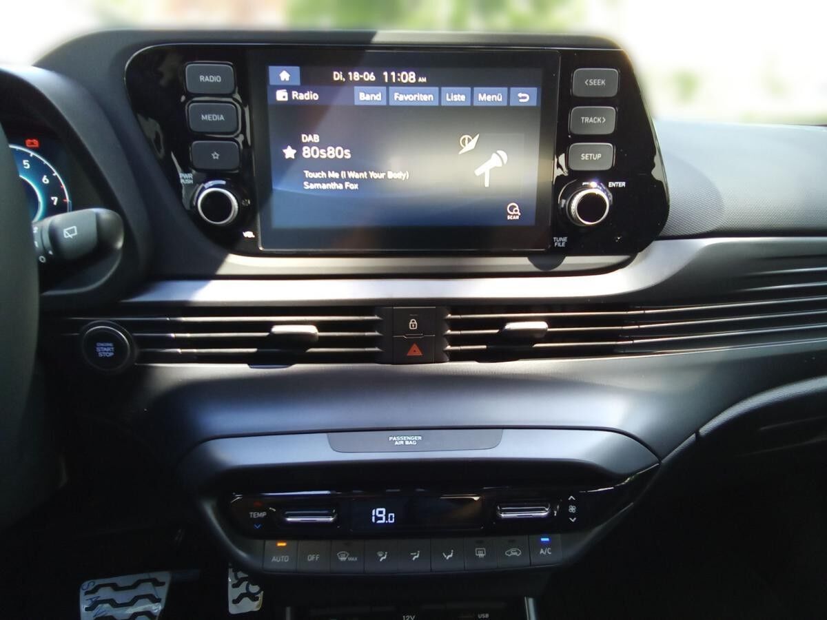 Hyundai BAYON Trend Lichtpaket, Assistenzpaket, 17" Alufelgen, Komfortpaket