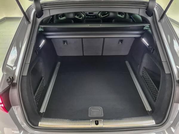 Audi RS4 Avant edition 25 years Navi+ B&O HUD Carbon