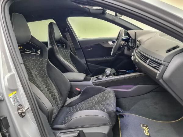 Audi RS4 Avant edition 25 years Navi+ B&O HUD Carbon