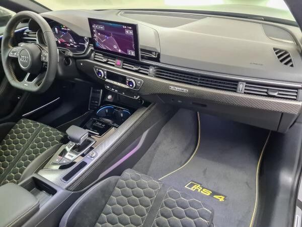 Audi RS4 Avant edition 25 years Navi+ B&O HUD Carbon
