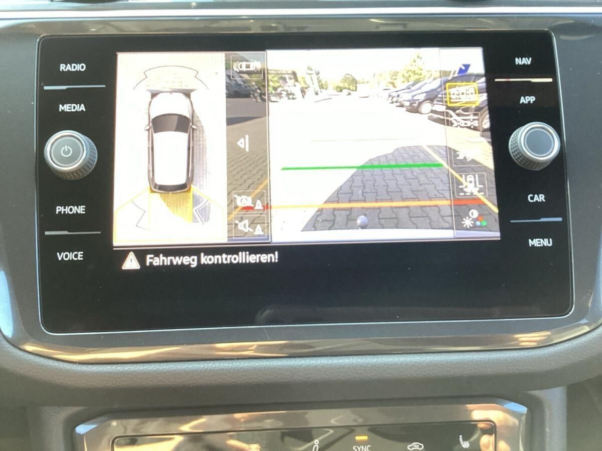 Volkswagen Tiguan Allspace R-Line 2.0TDI 4MDSG/ Matrix, AHK