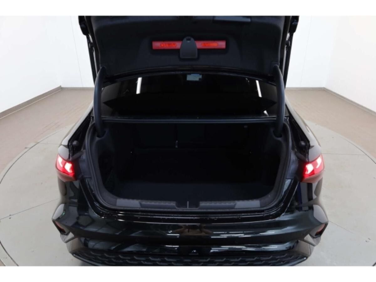 Audi A3 Limousine 35 TFSI S line