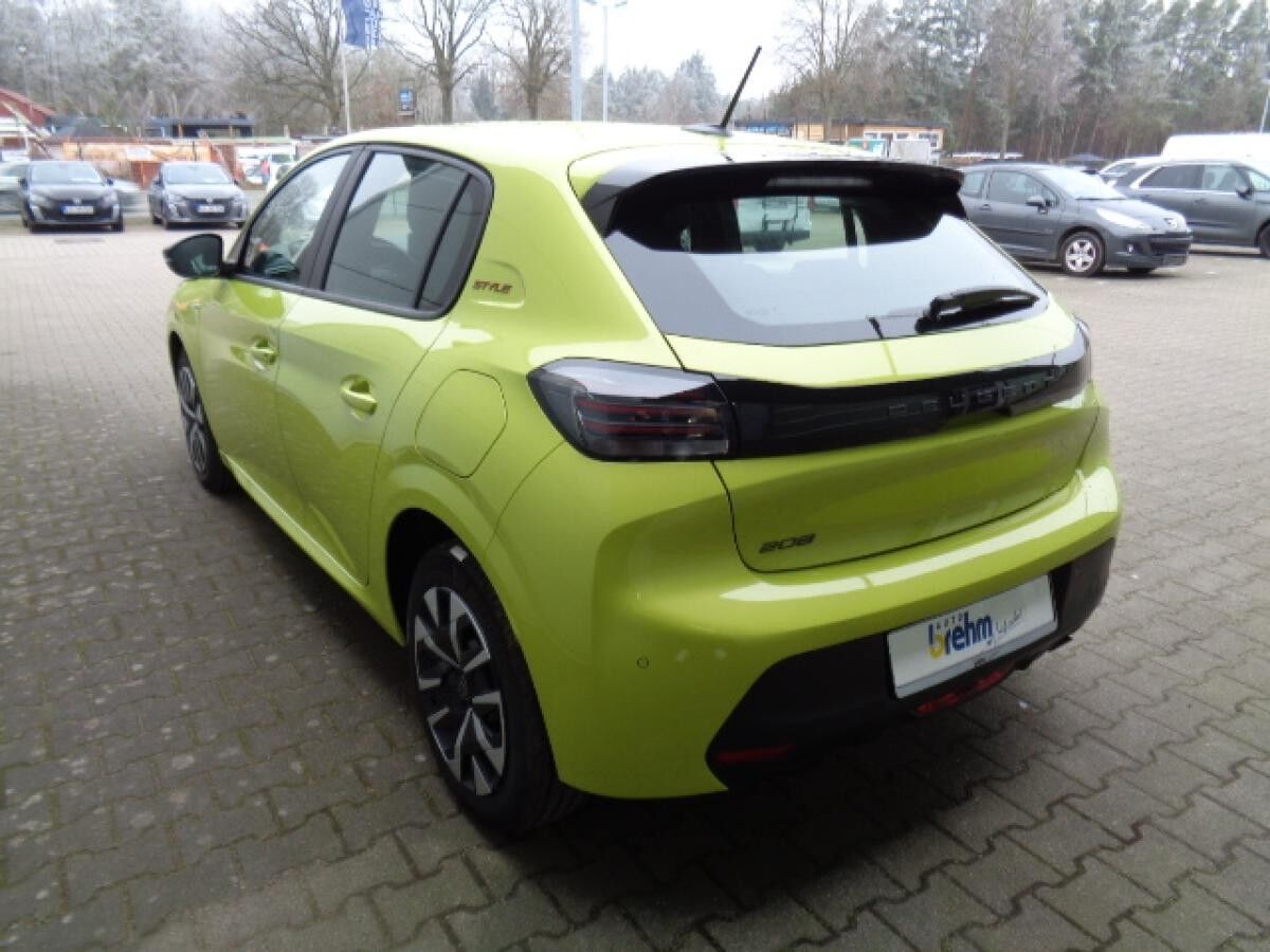 Peugeot 208 PureTech 100 Style Klima, PDC, Tempomat