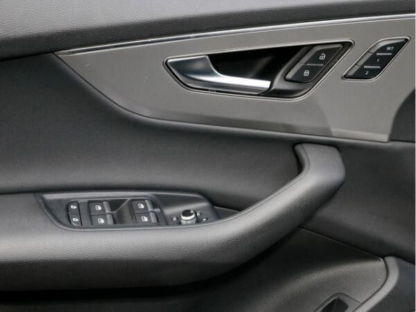 Audi Q7 50 TDI S line Matrix Panorama AHK Leder ACC