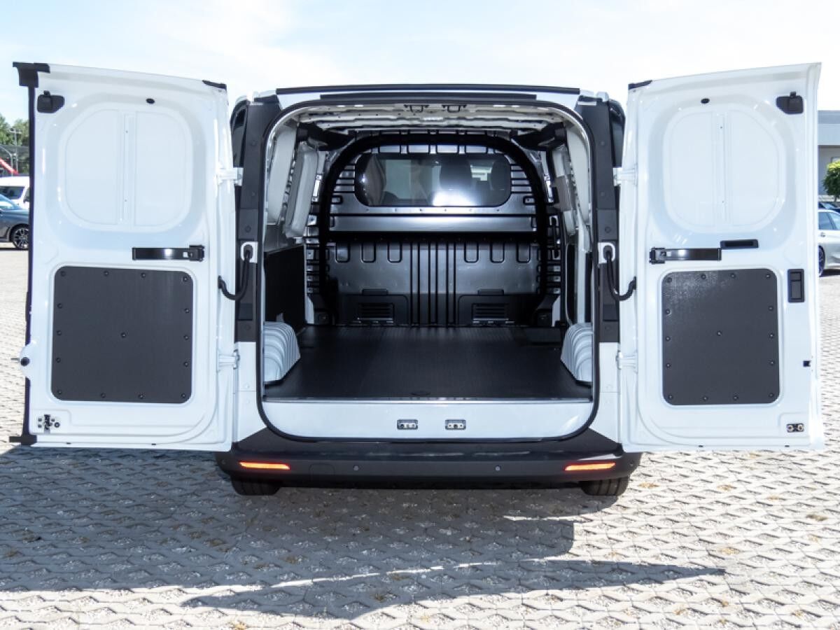 MAXUS Deliver 7 Luxury FWD Lenkradheizung