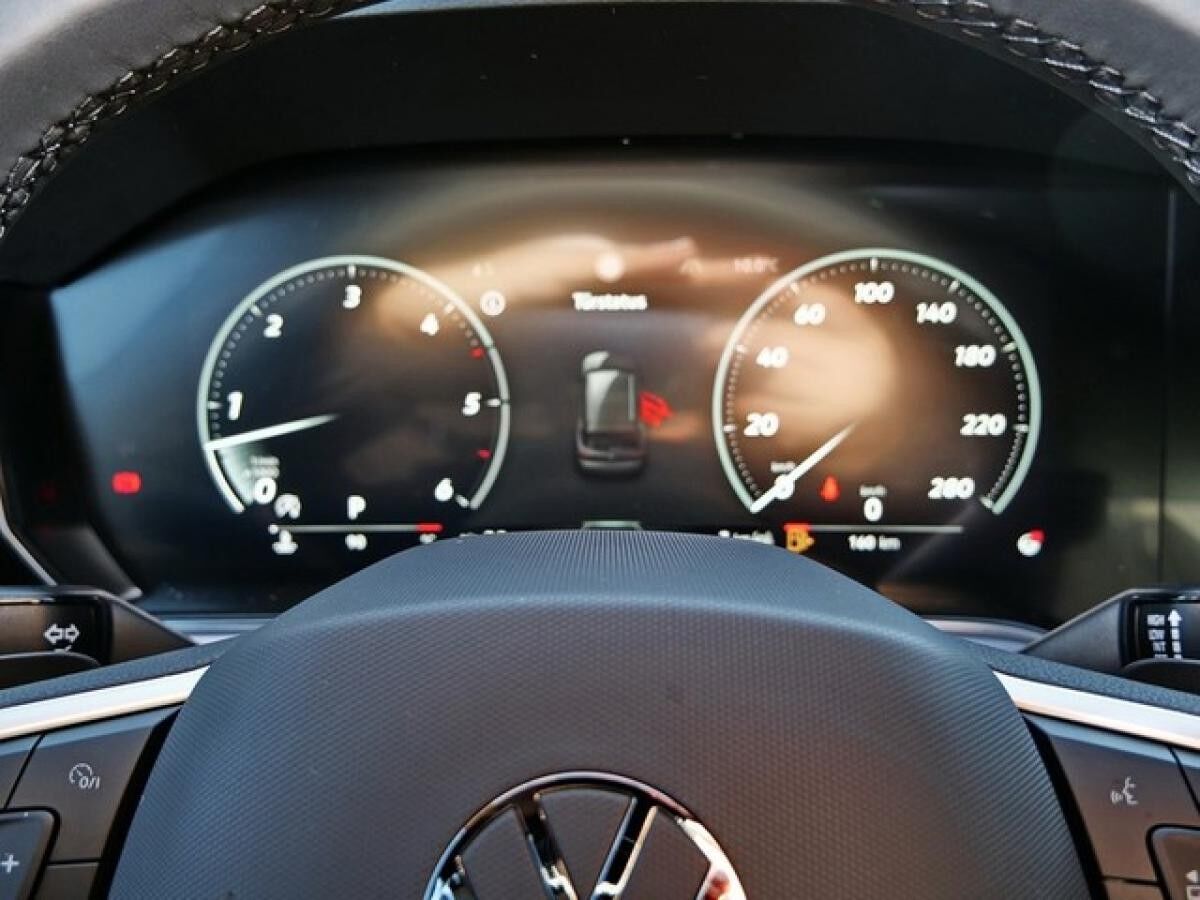 Volkswagen Touareg R-Line 3,0 l V6 TDI 4Motion / VLW