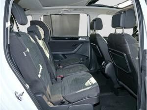 Volkswagen Touran Highline 1.5 l TSI /