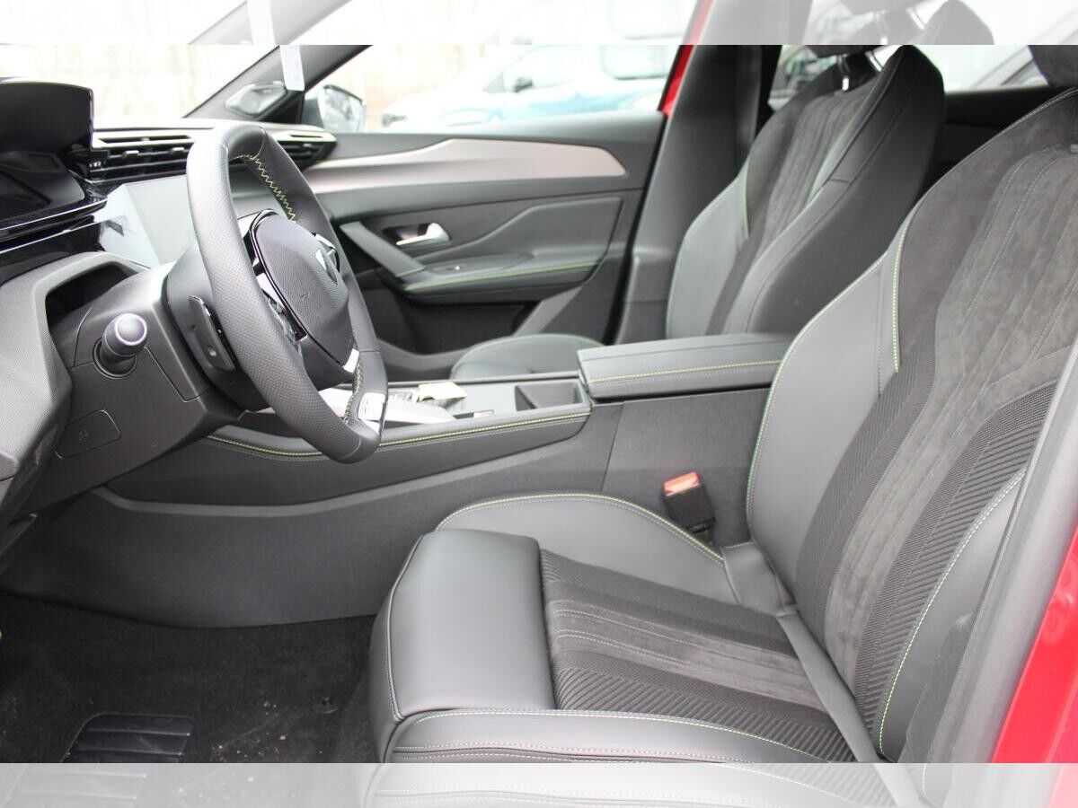 Peugeot 408 GT Hybrid e-DSC6