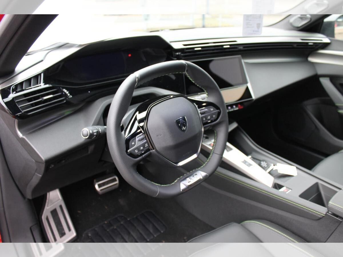 Peugeot 408 GT Hybrid e-DSC6