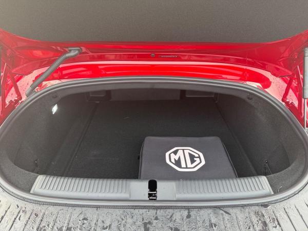 MG Cyberster XPOWER 510PS 🔥 4WD 🦎 3,2 Sek 0-100 🏎️🗯️