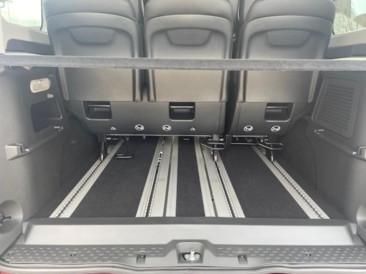 Renault Trafic 7-Sitzer Combi Spaceclass Blue dCi 170🖤Automatik🖤Gewerbe-Black-Deal🖤Leder🖤Signature-Paket (Tisch-/Me