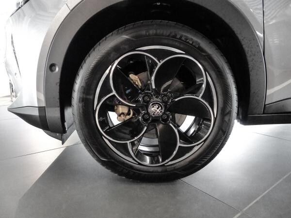 Alfa Romeo Junior SPECIALE Technologie-Paket