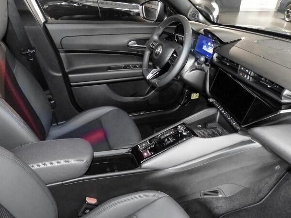Alfa Romeo Junior SPECIALE Technologie-Paket
