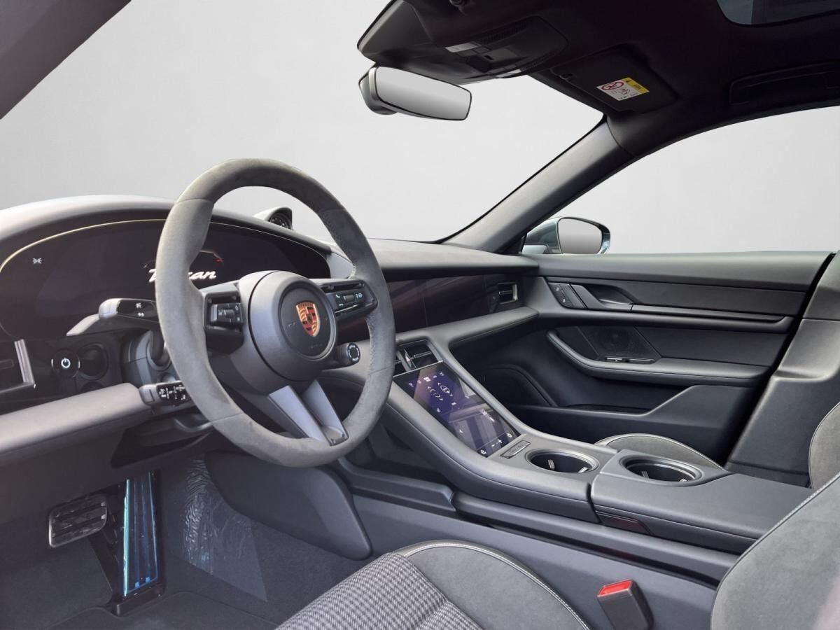 Porsche Taycan Sport Turismo Sport Chrono,BOSE,Head-Up,InnoDrive