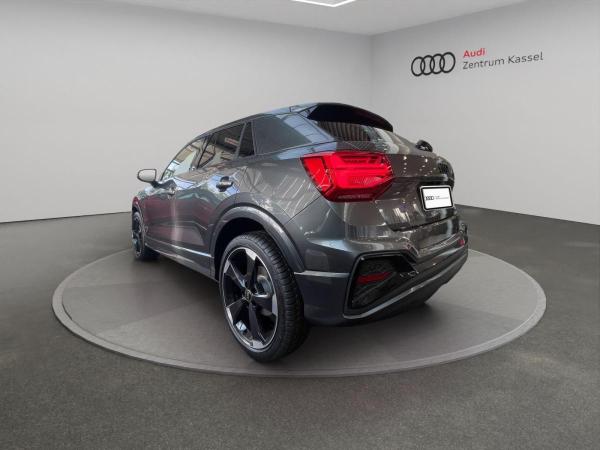 Audi Q2 S line 35 TDI qu. Matrix AHK Navi Teilleder