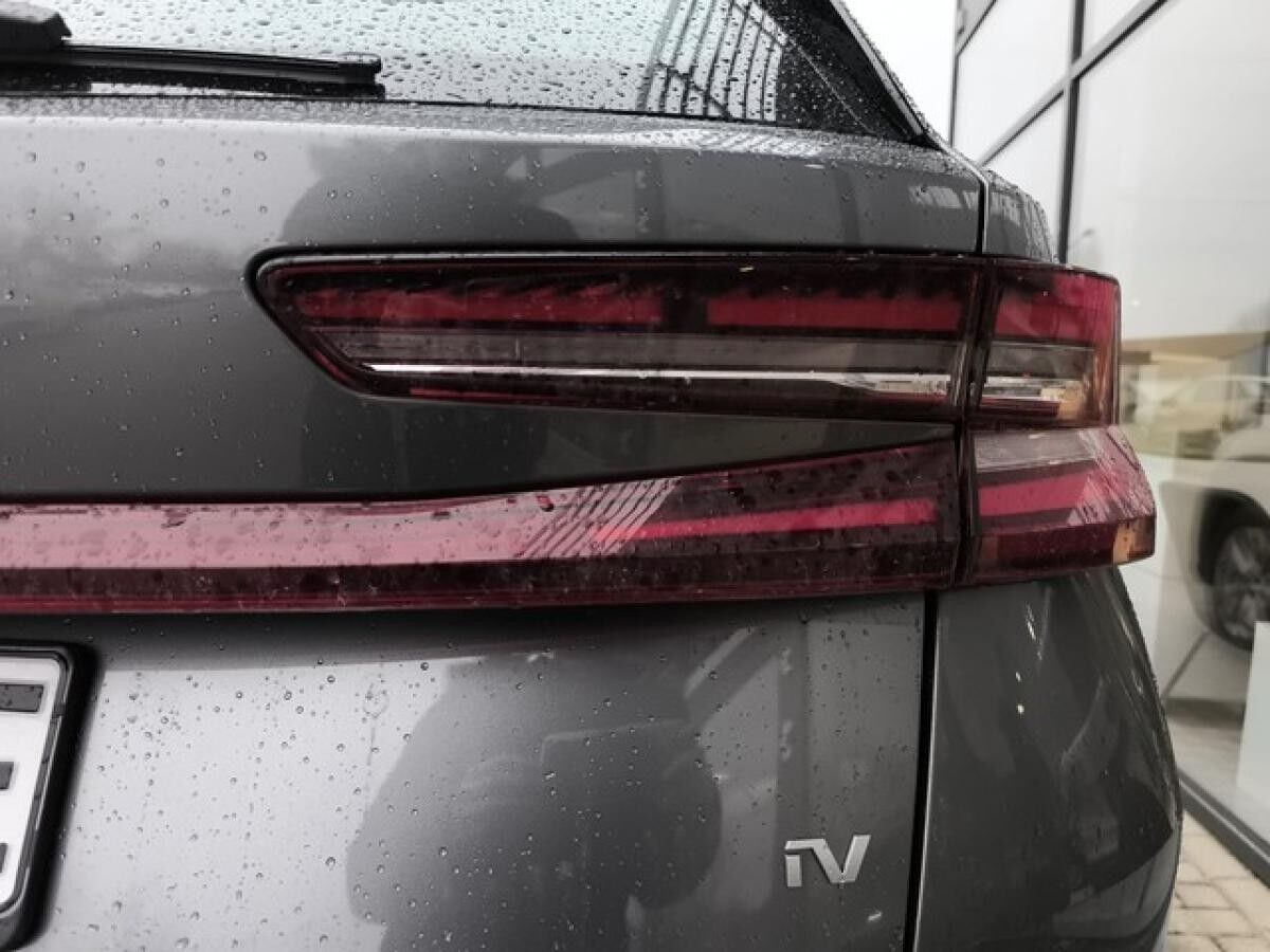 Skoda Kodiaq 1.5 TSI iV DSG Selection SHZ+ACC+GRA+AHK