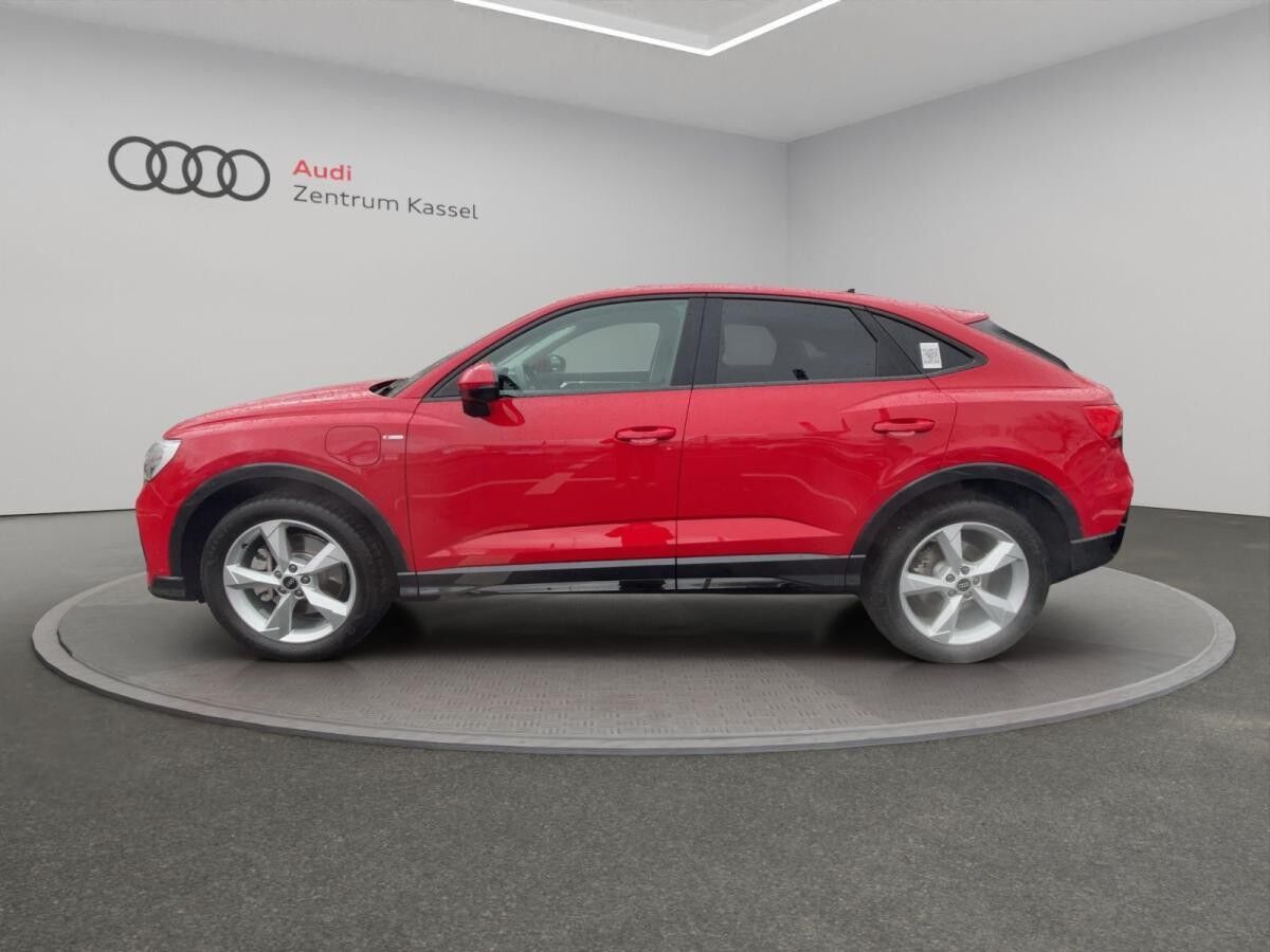 Audi Q3 SB 45 TFSI e S line LED Navi Alcantara AHK