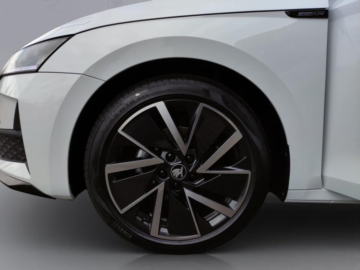 Skoda Octavia Combi Sportline 2.0 TDI DSG ACC LED NAVI