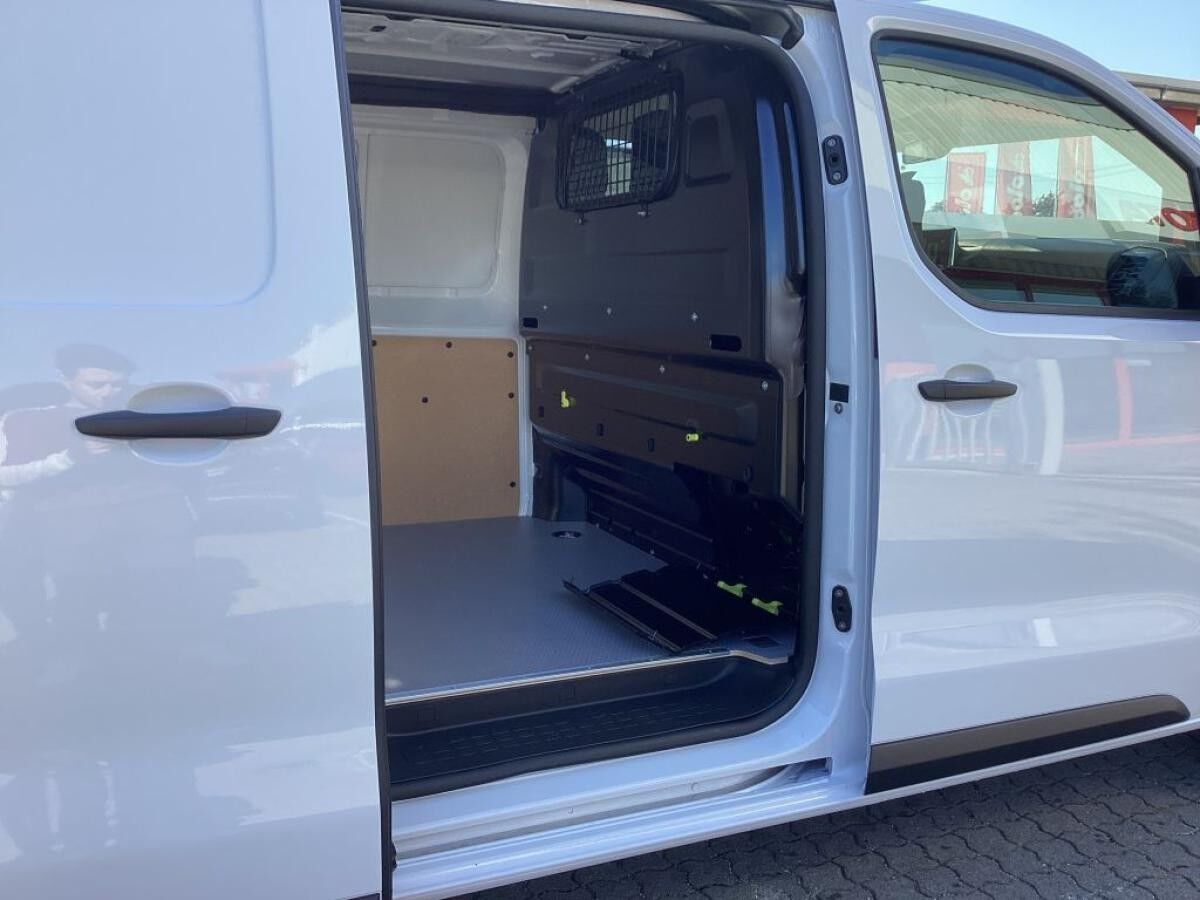 Toyota Proace L1 1.5 D   Meister, Hecktüre verblecht