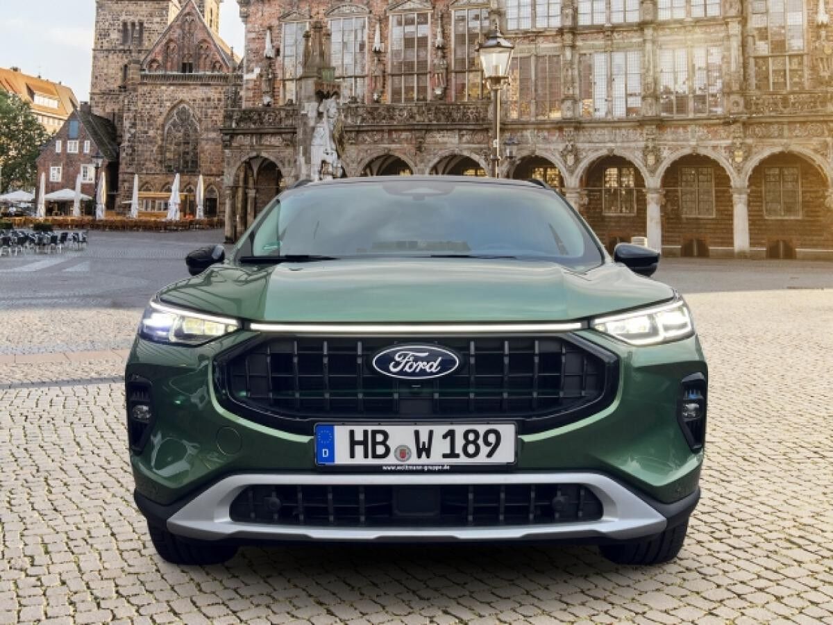 Ford Kuga Active X FHEV Allrad Navi digitales Cockpit B&O 19-Zoll