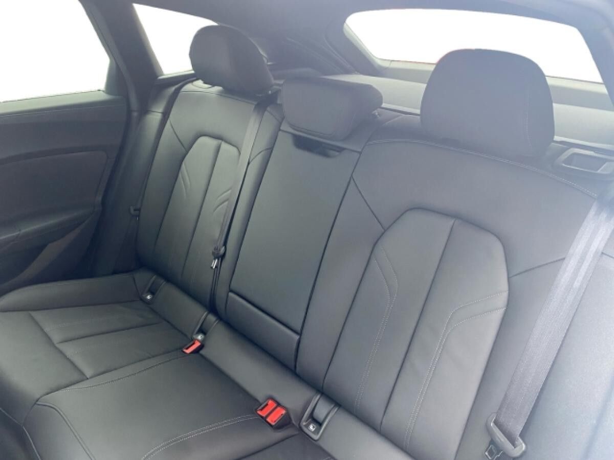 Audi A5 Avant S line TFSI 150 kW ACC/NAVI/RFK/EPH+++