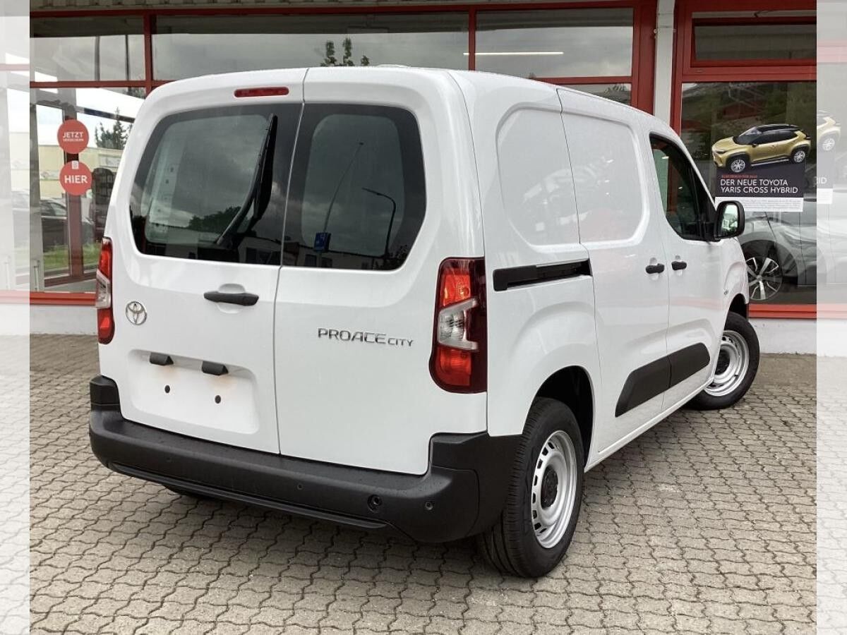 Toyota Proace City L1 1.5 D Meister, Hecktüre verglast