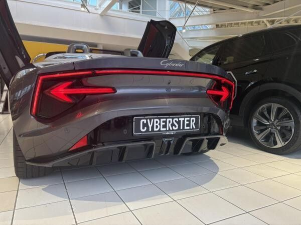 MG Cyberster Roadster ***E-Cabrio mit Flügeltüren***