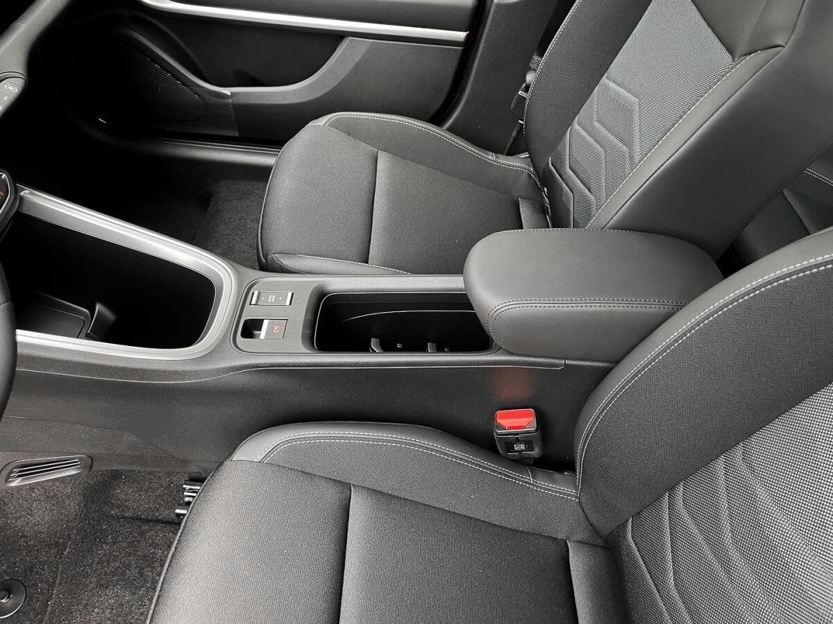 Jeep Avenger ALTITUDE 17 Zoll ALLWETTERREIFEN