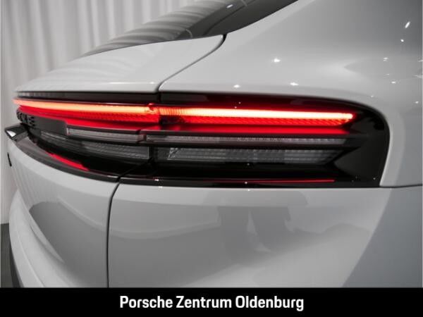 Porsche Macan El. Luftfed BOSE AHK ACC Pano