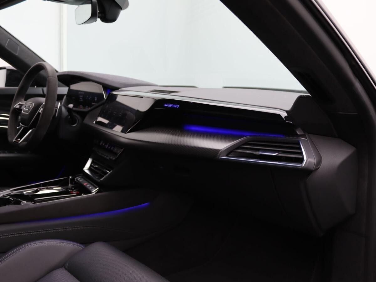 Audi RS e-tron GT quattro/ Pano, Laser, 360°,Air, B&O