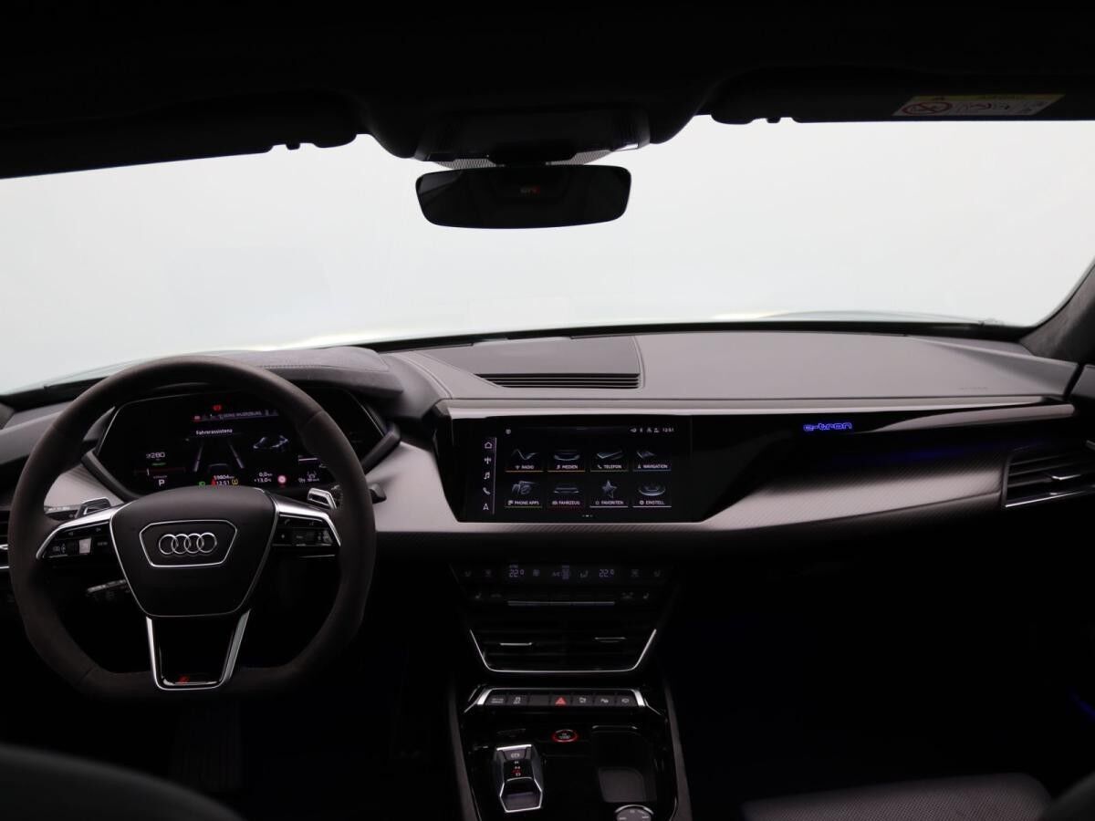 Audi RS e-tron GT quattro/ Pano, Laser, 360°,Air, B&O