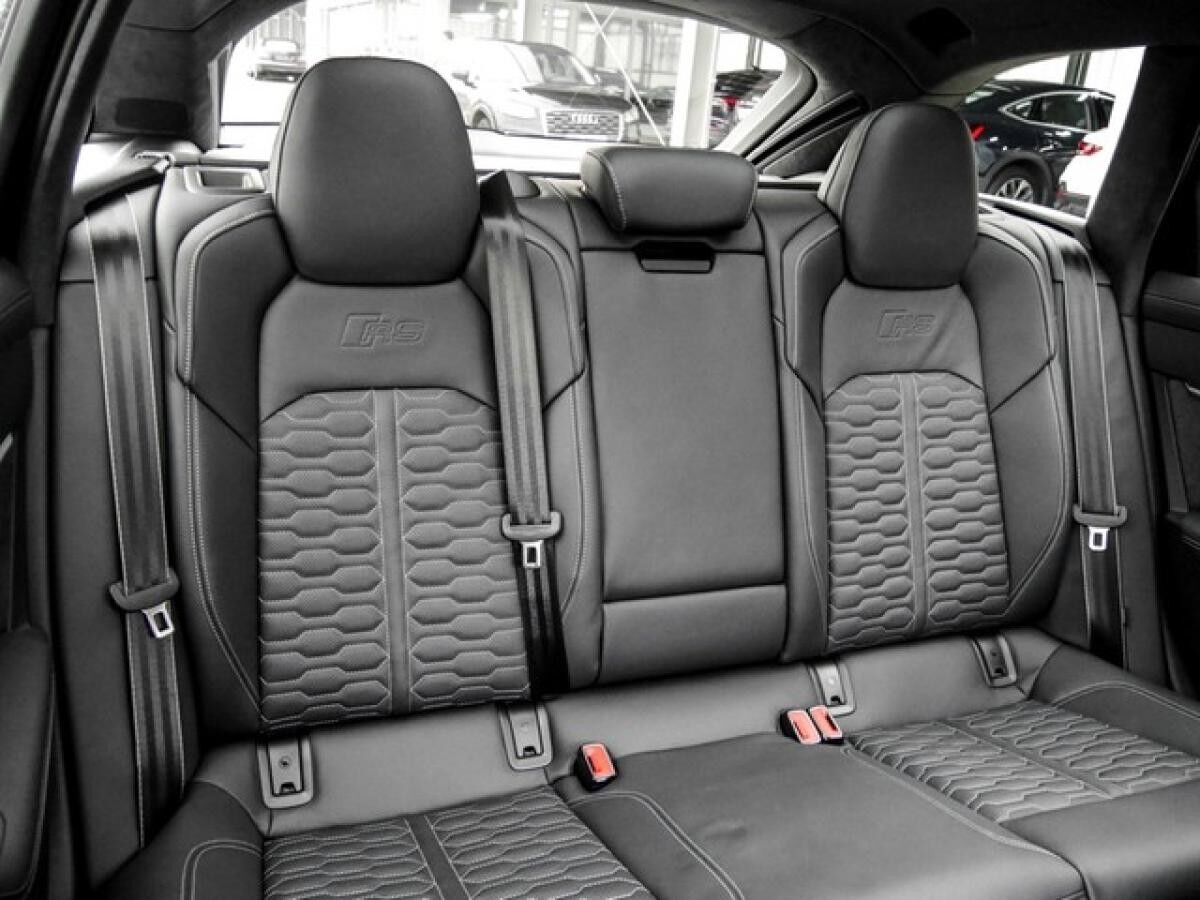 Audi RS6 Avant tiptronic Dynamikpaket+AHK+Pano+Standheizung+