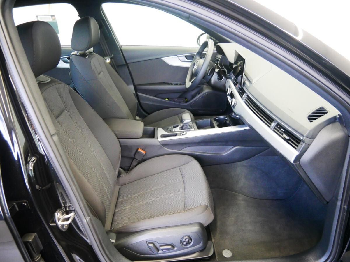 Audi A4 Limousine 35 TDI advanced S tro. LED virt. Cock.+ NAVI+