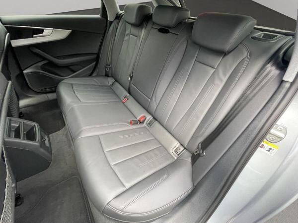 Audi A4 Avant 35 TDI LED Navi PDC+ AHK Leder