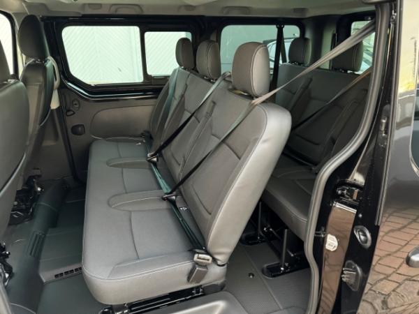 Nissan Primastar Kombi Tekna ✔️L1H1 2,8t dci 150 MT HK BES