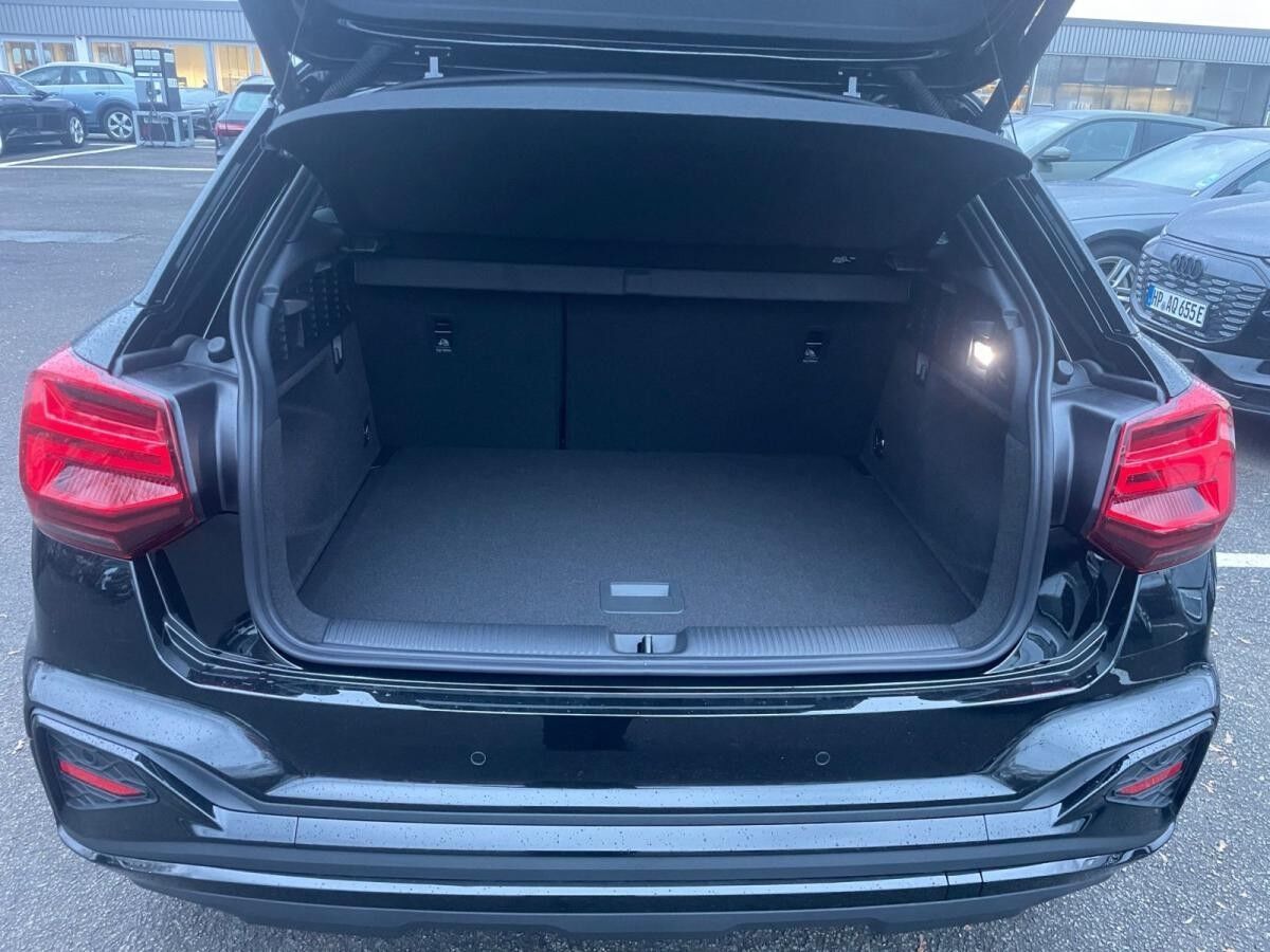 Audi Q2 S line 35 TFSI S tronic UPE 51.700 €